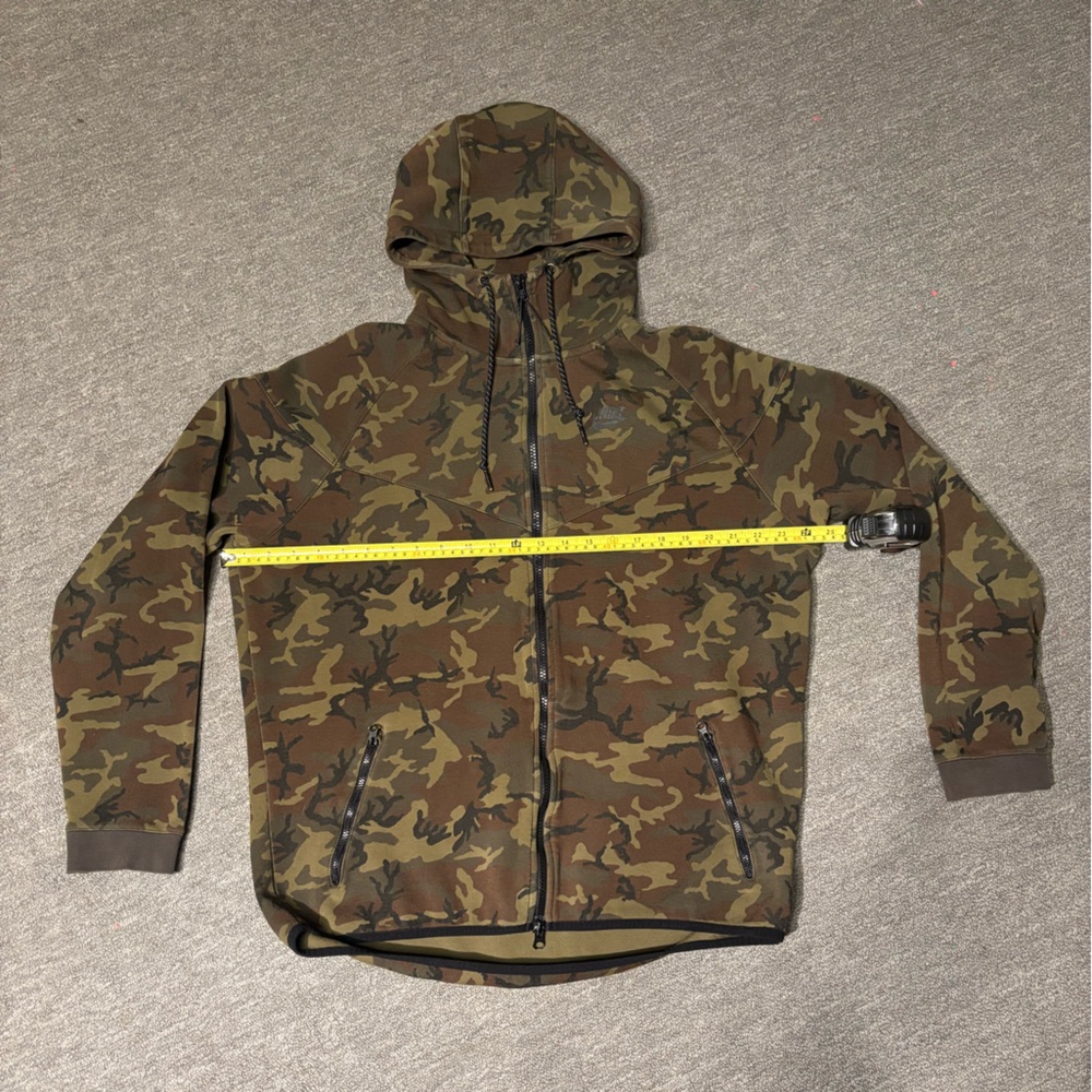 Nike Men's Camouflage Hooded Jacket TECH FLEECE